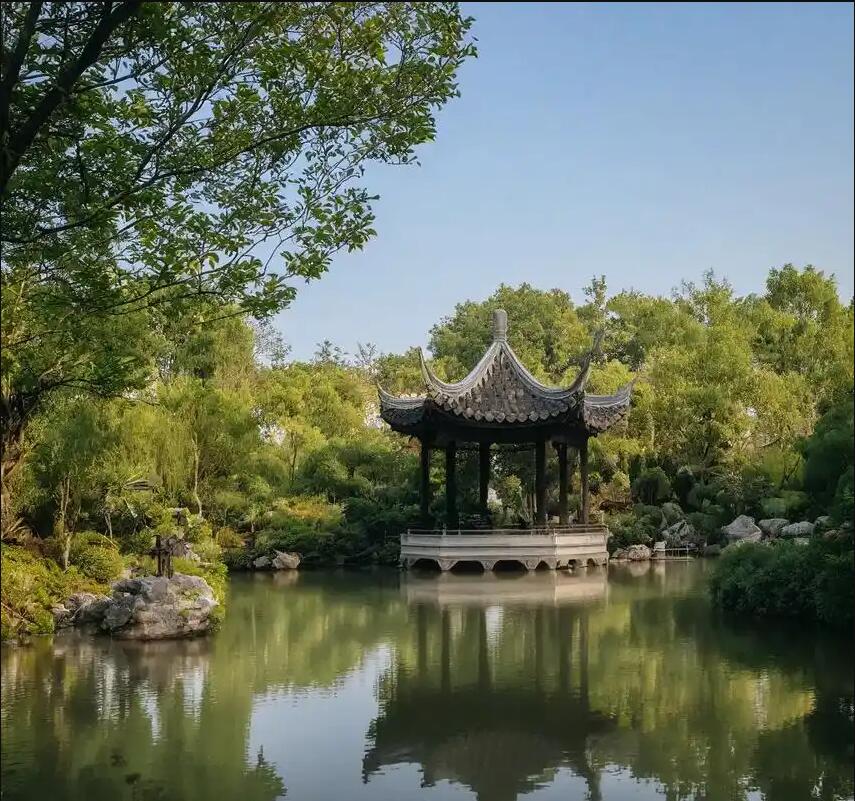 湘潭雨湖倾城宾馆有限公司